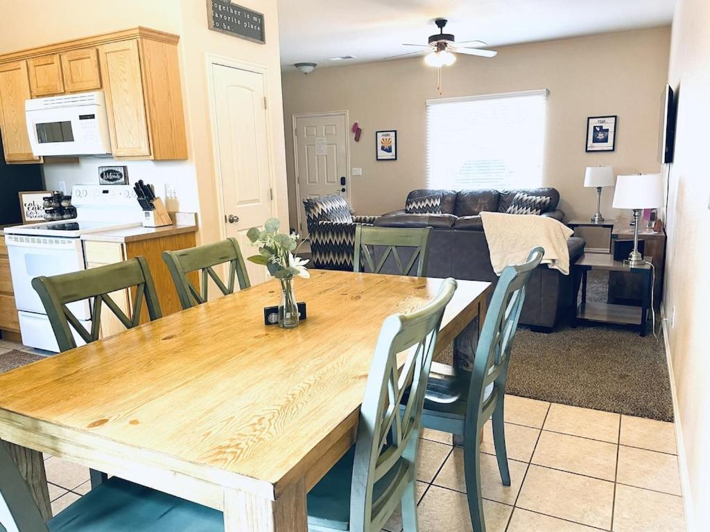 3Br / 2Ba Townhome With Pool, Patio, Wifi, Washer/Dryer Kanab Eksteriør bilde