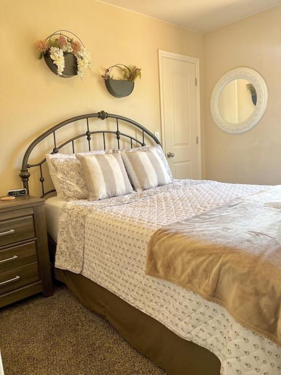 3Br / 2Ba Townhome With Pool, Patio, Wifi, Washer/Dryer Kanab Eksteriør bilde